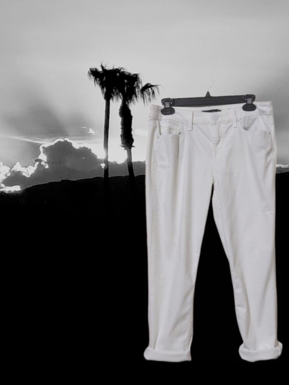 Size 29 Level 99 Mid Rise Lily Roll Up Crop White Jeans Inseam Unrolled 26"
